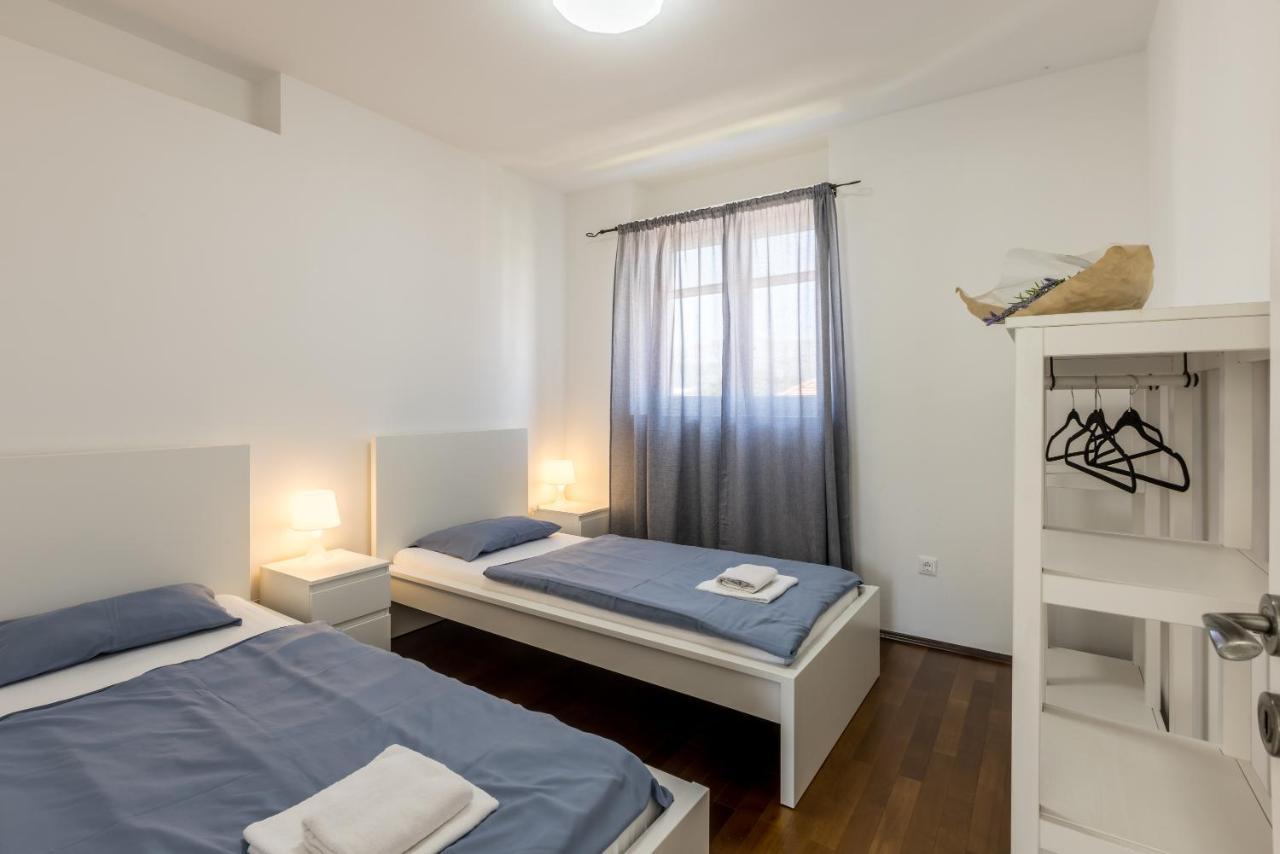 Central Park Apartment With Terrace Split Ngoại thất bức ảnh